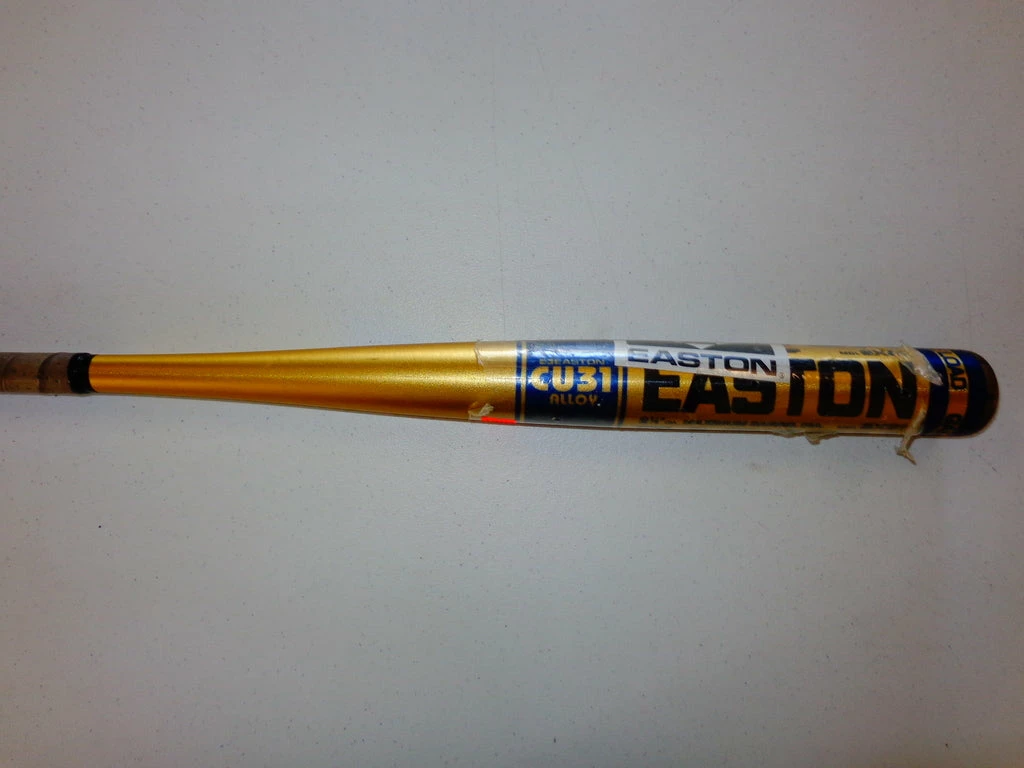 New Easton CU31 Game Load SX81 Slowpitch Softball Bat Gold 2 New Easton CU31 Game Load SX81 Slowpitch Softball Bat Gold